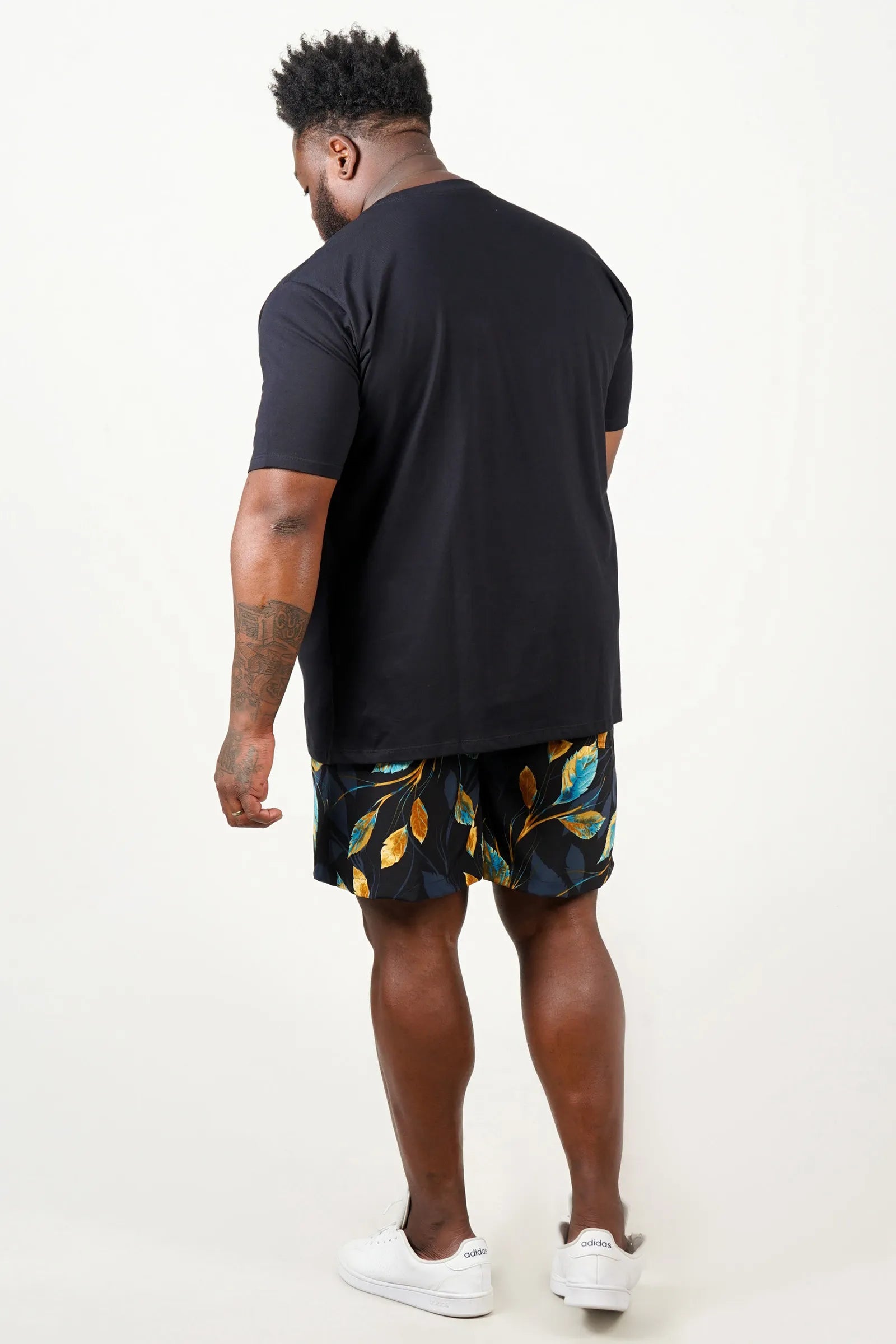 Camiseta Ultra Confort · Plus Size · Preta